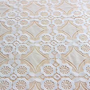 XS1324 Modern Beautiful Water Soluble Chemical Lace Border Embroidered Lace Fabric