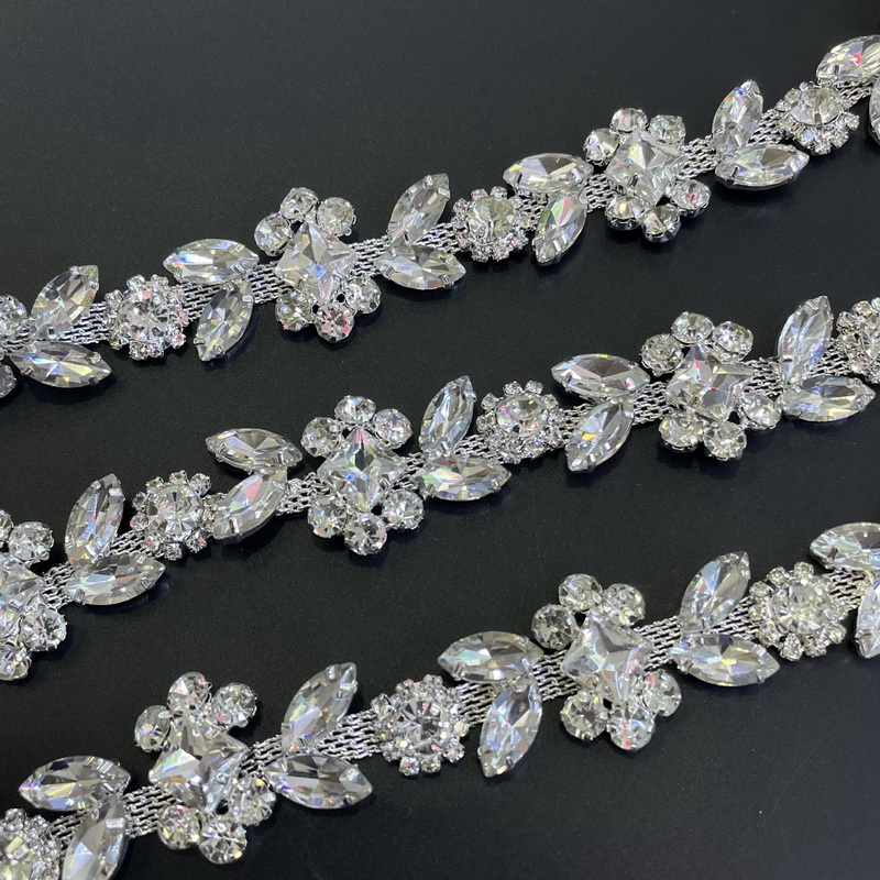 CX438 New Products Crystal Rhinestone Trim Gleaming Ribbon Crystal Rhinestones Trim Metal Chain Diy For Wedding