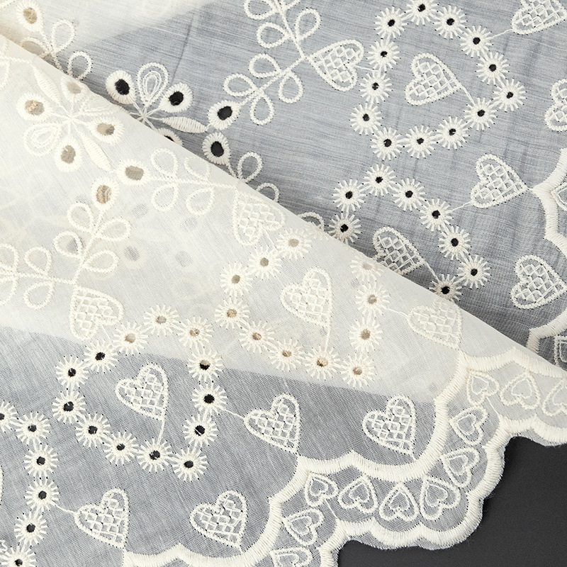 Gentle Breathable Fabric In Sweet Heart Shape Embroidery Lace Fabric XE308