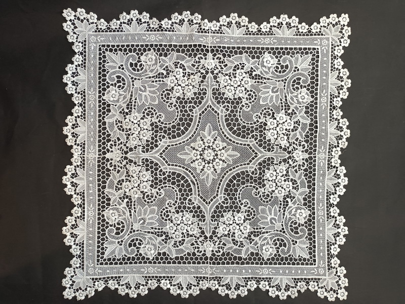 European Lace Fabric Embroidered Placemat Coaster for Cake Vase Mat Decoration XS1729