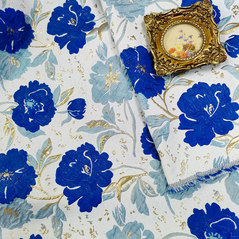 New Arrival 100% Polyester 3D Gold Flower Yarn Dyed Brocade Jacquard Fabric Custom Woven Jacquard Material For Women Dress BJ048