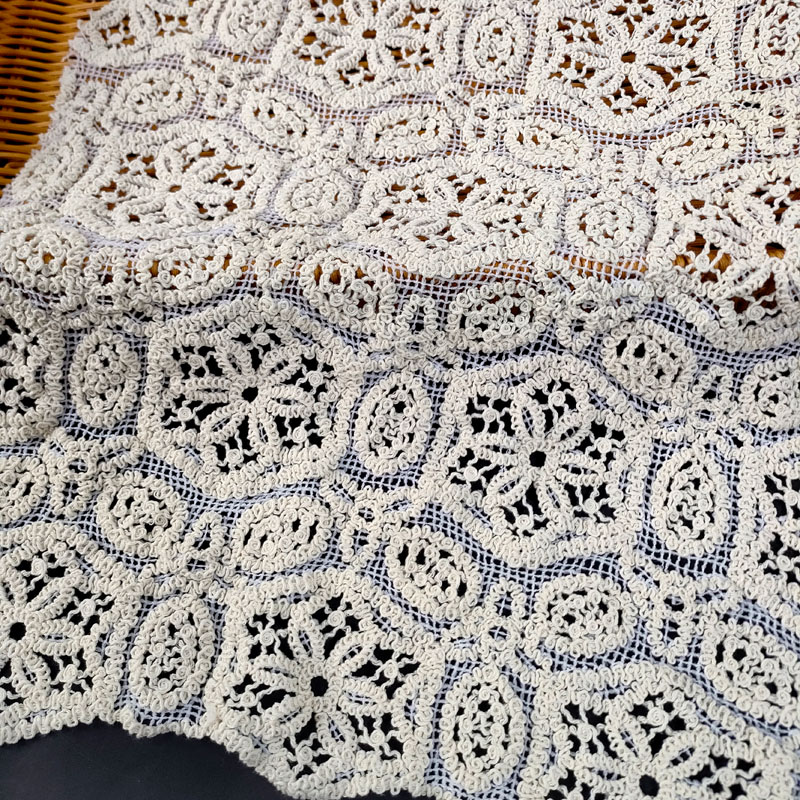 Cream Hexagonal Floral Crochet Guipure Lace Fabric For Bridal Dress Ladies Fashion Garment XP4004